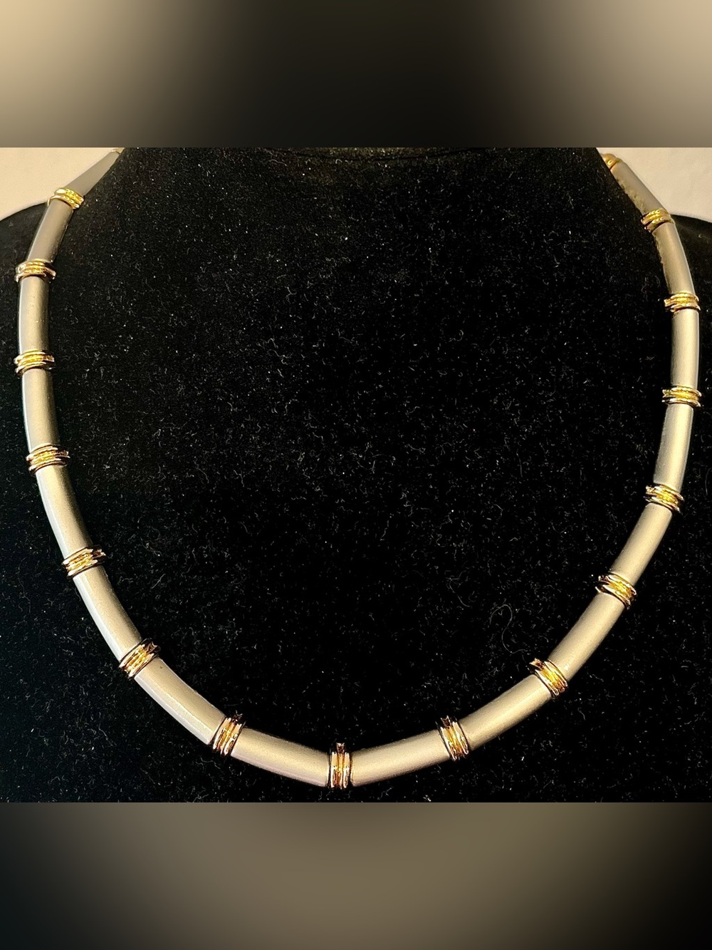 Vintage Y2K Gold and Silver Two-Tone Tubular Collar Necklace